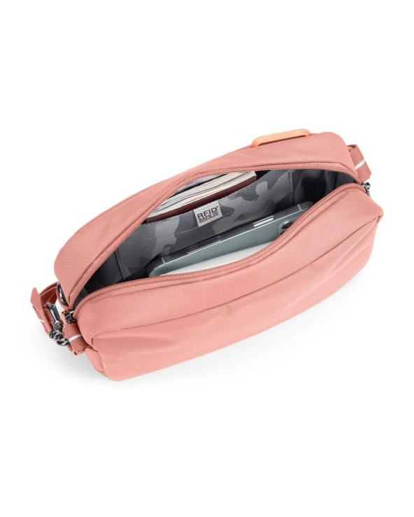 Сумка Pacsafe GO crossbody, 6 степеней защиты