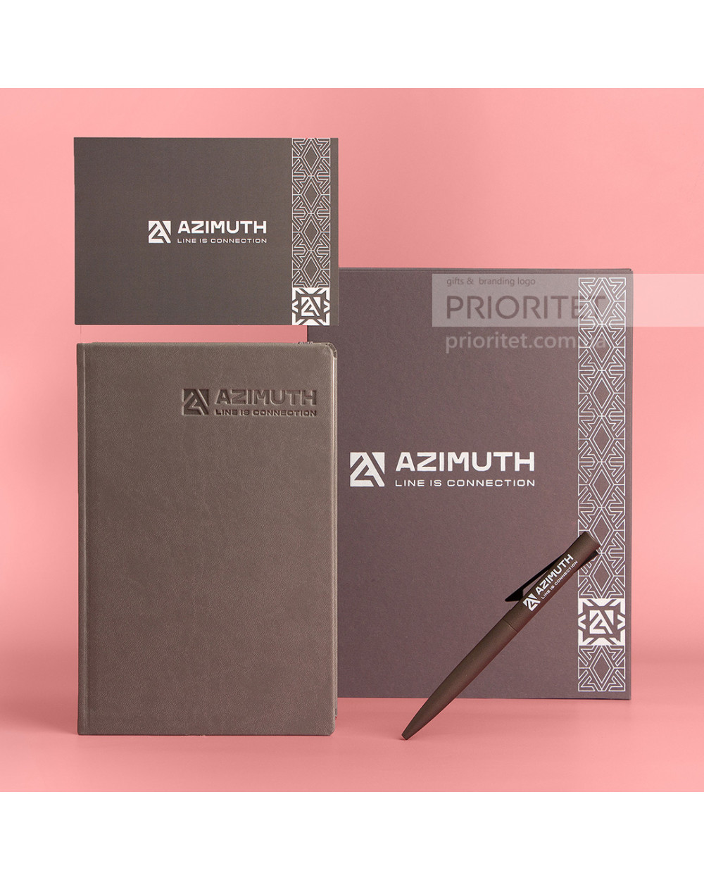 copy of Welcome pack с чашкой, блокнотом и карандашами