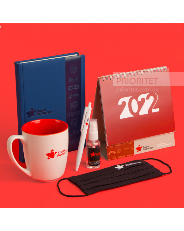 Welcome pack с маской, антисептиком и чашкой