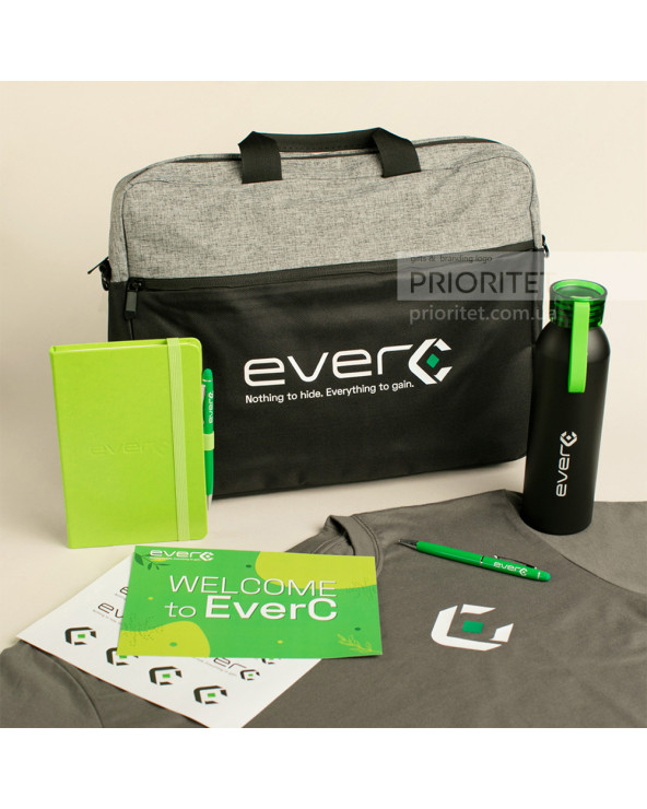 Welcome pack з сумкою для ноутбука та футболкою