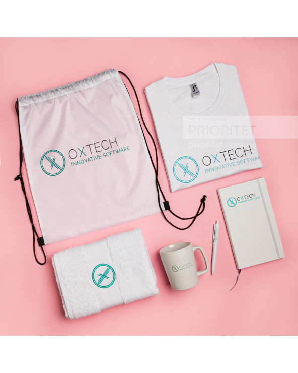 Welcome pack з горнятком, рушником та футболкою