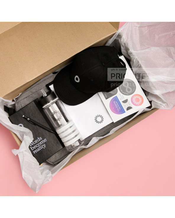 Welcome pack с рюкзаком для ноутбука и стикерами