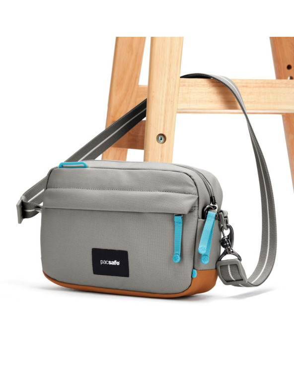 sumka-pacsafe-go