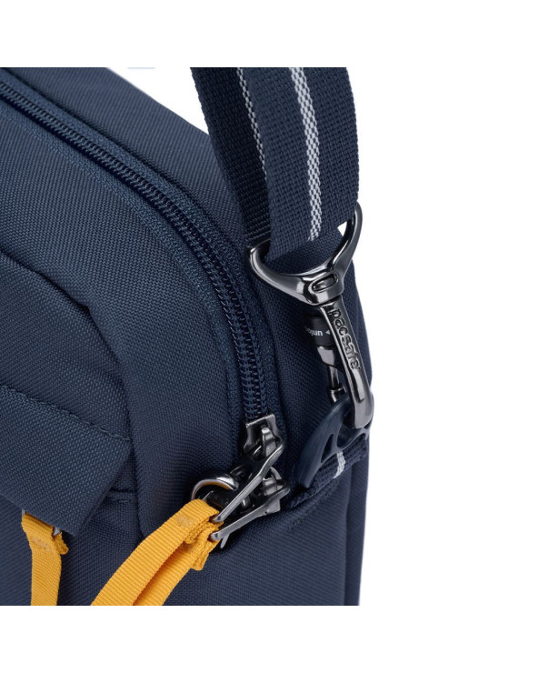 sumka-pacsafe-go