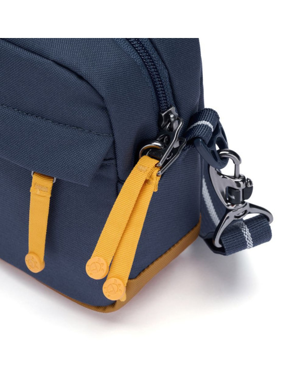 sumka-pacsafe-go
