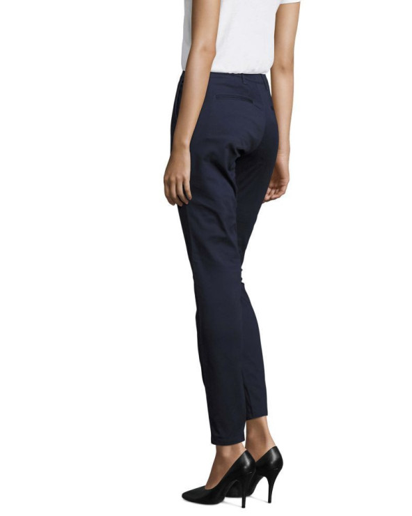 muzhskaya-legkaya-steganaya-kurtka-s-termosvarennymi-shvami-rocket-men