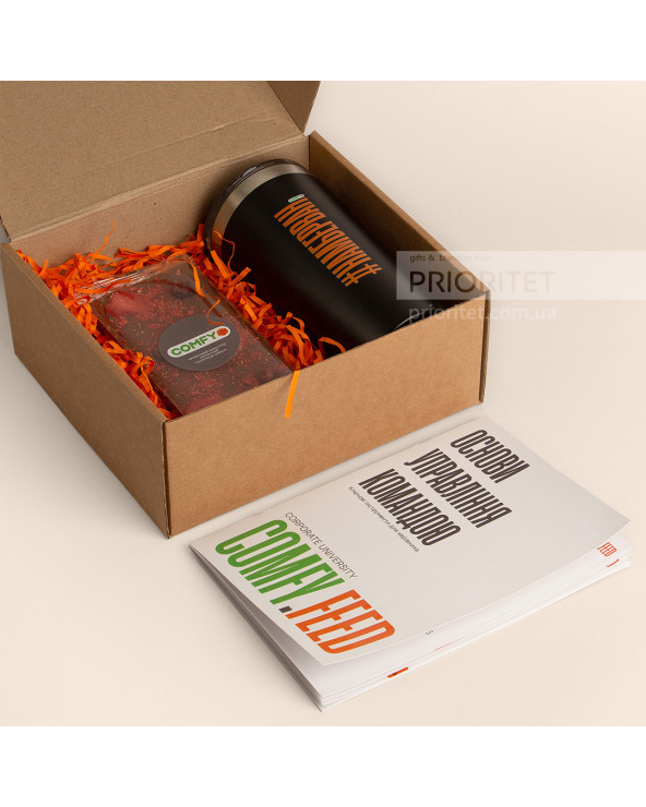 Набор с термокружкой, шоколадкой и учебными материалами